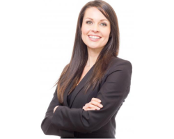 Carlee Jahelka advisor - residential & luxury Nanaimo