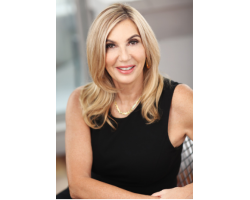 Jennie Frizzo real estate agent West Vancouver