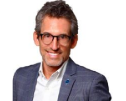 Ronald Péloquin courtier immobilier résidentiel Granby